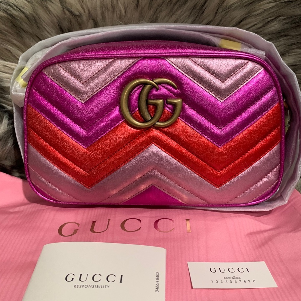 Gucci Marmont Matelasse Camera Pink Metallic Bag
